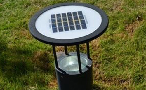 别墅庭院氛围营造：灵台草坪灯选型与布光技巧